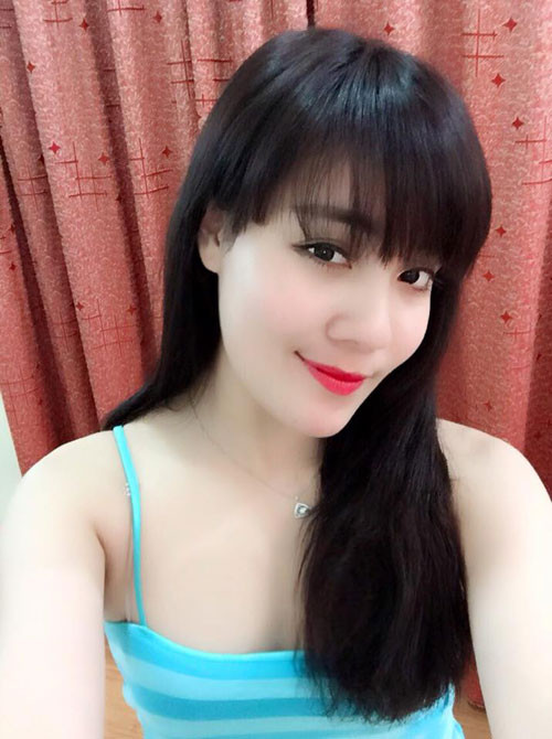 Hot girl cover “Tau thích mi” đốn tim fan vì quá gợi cảm