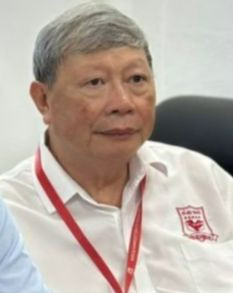 Nhà giáo Nguyễn Thế Đại. Nhà giáo Nguyễn Thế Đại.