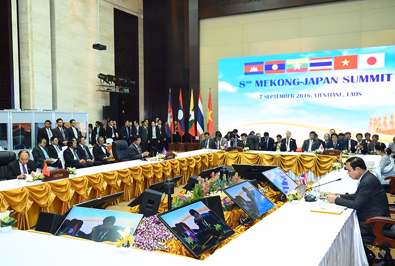 Thủ tướng tham dự Hội nghị Cấp cao Mekong – Nhật Bản