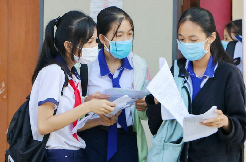 Thí sinh tỉnh Tiền Giang tham gia dự thi tuyển sinh lớp 10, năm học 2021 – 2022. Ảnh minh họa