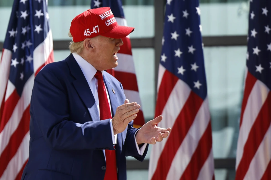 Cựu Tổng thống Donald Trump tham dự một sự kiện tranh cử vào Thứ Ba, ngày 18 tháng 6 năm 2024 tại Racine, bang Wisconsin. Ảnh: AP Cựu Tổng thống Donald Trump tham dự một sự kiện tranh cử vào Thứ Ba, ngày 18 tháng 6 năm 2024 tại Racine, bang Wisconsin. Ảnh: AP