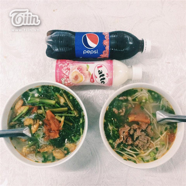 Sinh viên Luật ngỡ ngàng với căng tin sang chảnh