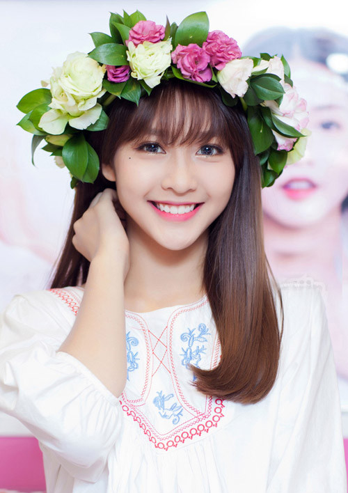 Những nốt ruồi duyên tôn nét đẹp của mỹ nữ Việt - 12