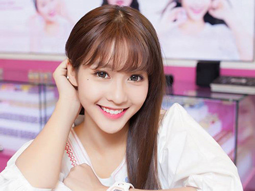 Những nốt ruồi duyên tôn nét đẹp của mỹ nữ Việt - 11