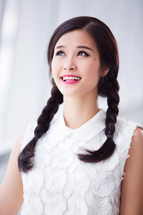 Những nốt ruồi duyên tôn nét đẹp của mỹ nữ Việt - 2