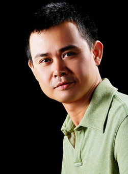 Chân dung nam diễn viên chuyên đóng vai “đụt” nhất màn ảnh Việt ảnh 1 Đối với khán giả phim truyền hình Việt Nam, Vĩnh Xương không phải là cái tên xa lạ. Anh tham gia khá nhiều phim như: Những người bạn học, Họa mi về tổ, Bức đại tự, Vào Nam ra Bắc, Hà Nội 12 ngày đêm”, “U tôi”…