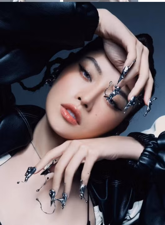 Ê-kíp của Chi Pu bất ngờ bị tố đạo nhái ý tưởng hình ảnh ảnh 2