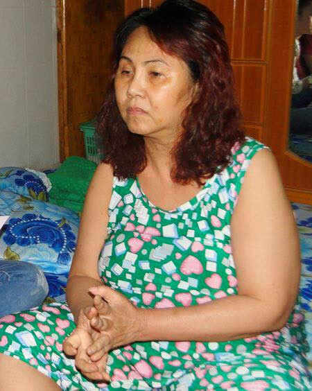 Diễn viên Hoàng Lan suy sụp khi nghe tin sắp khiếm thị ảnh 1 Diễn viên Hoàng Lan suy sụp khi nghe tin sắp khiếm thị ảnh 1