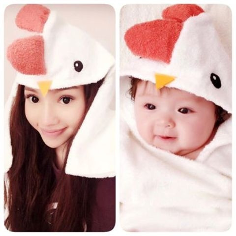 Con gái lai Tây của Elly Trần ẵm giải nhất cuộc thi Baby Vote Con gái lai Tây của Elly Trần ẵm giải nhất cuộc thi Baby Vote 16