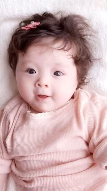 Con gái lai Tây của Elly Trần ẵm giải nhất cuộc thi Baby Vote Con gái lai Tây của Elly Trần ẵm giải nhất cuộc thi Baby Vote 7