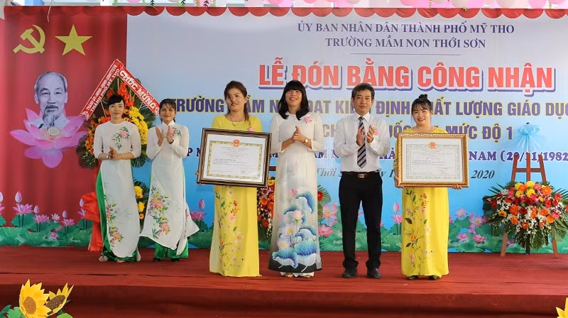 Công nhận trường chuẩn quốc gia tại TP Mỹ Tho (Tiền Giang).