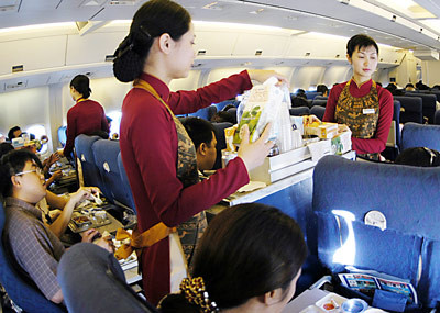 Say rượu, khách Nga đánh tiếp viên hàng không Vietnam Airlines - Ảnh 1 Say rượu, khách Nga đánh tiếp viên hàng không Vietnam Airlines - Ảnh 1