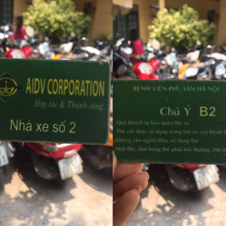 Bãi trông xe bệnh viện lại chiếm vỉa hè, Bai trong xe benh vien lai chiem via he,