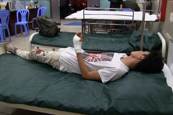 Điều tra vụ tài xế Grabbike bị chém trước bến xe Miền Tây