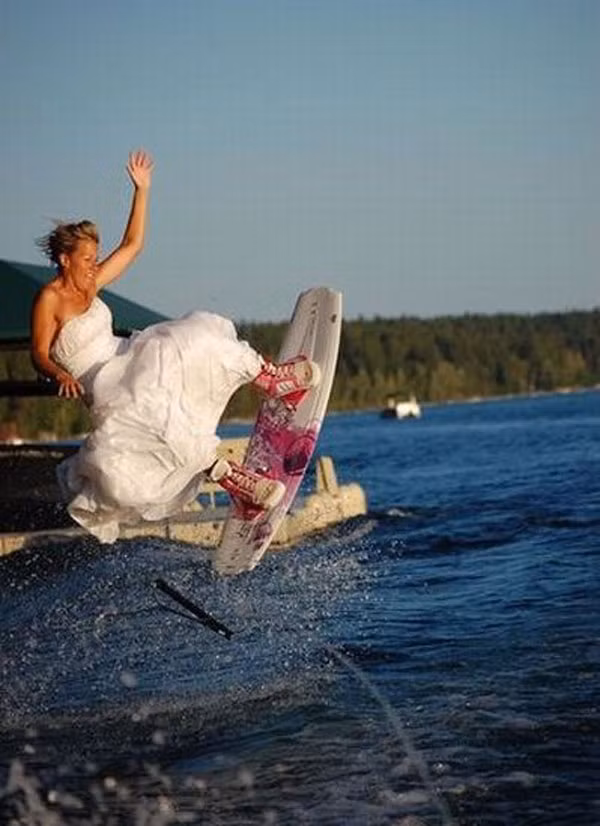 Ảnh vui: Khi cô dâu quậy