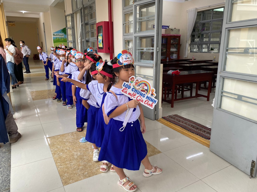 Tỉnh Tiền Giang đang nỗ lực thực hiện tuyển dụng giáo viên trong mỗi năm học để bổ sung vào nguồn giáo viên đang thiếu.