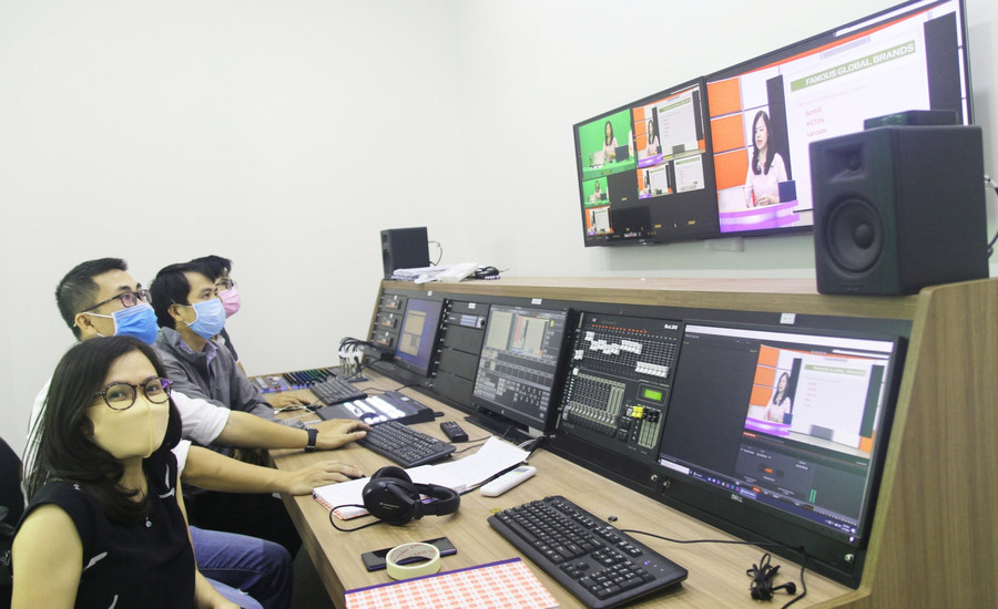 Studio phục vụ dạy học trực tuyến của trường ĐH Ngoại ngữ, ĐH Đà Nẵng Studio phục vụ dạy học trực tuyến của trường ĐH Ngoại ngữ, ĐH Đà Nẵng