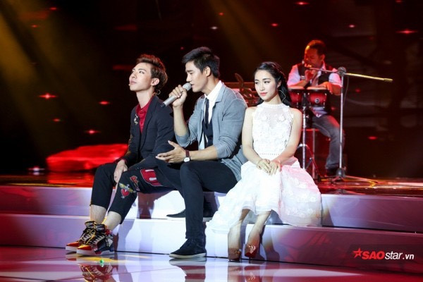 Hùng Cường tham gia với tư cách là khách mời trong chương trình Cặp đôi hoàn hảo-trữ tình và bolero phát sóng trên VTV3. Ảnh: NVCC