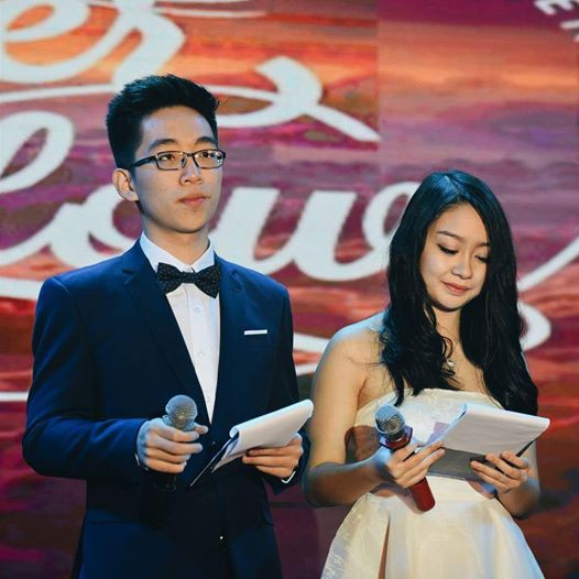 Vũ Tuấn Minh là một MC "hot" của trường Hà Nội - Amsterdam Vũ Tuấn Minh là một MC "hot" của trường Hà Nội - Amsterdam