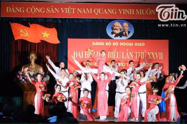 Sinh viên Ngoại Giao say mê với các hoạt động CLB