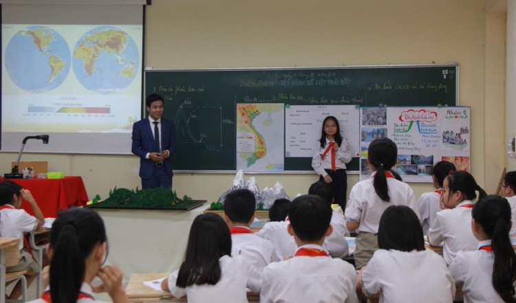 Cập nhật phương pháp dạy học hiện đại để nâng cao chất lượng dạy học. Cập nhật phương pháp dạy học hiện đại để nâng cao chất lượng dạy học.
