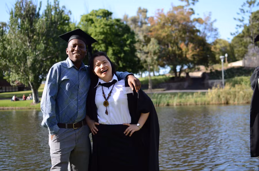 Niềm vui ngày tốt nghiệp