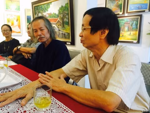 Nhà giáo - hoạ sĩ Nguyễn Hữu Hạnh chia sẻ về triển lãm với hội đồng nghệ thuật