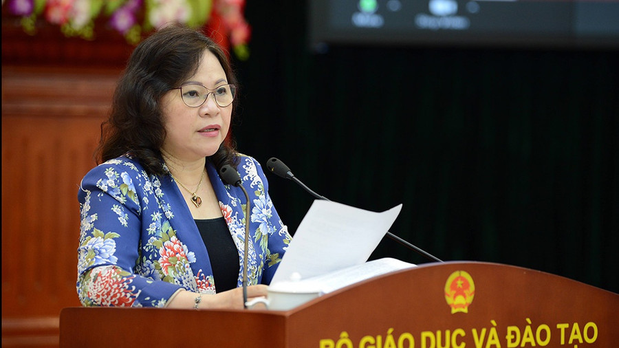 Thứ trưởng Ngô Thị Minh.