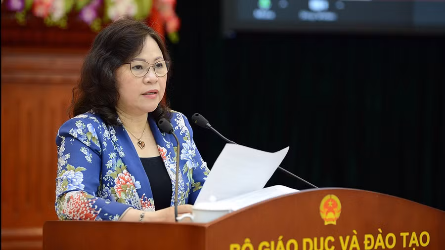 Thứ trưởng Ngô Thị Minh.