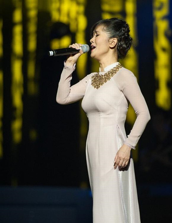 diva, hát sai, nhầm lời, scandal, Hà Trần, Mỹ Linh, Thanh Lam diva, hát sai, nhầm lời, scandal, Hà Trần, Mỹ Linh, Thanh Lam
