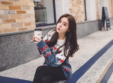 Uong nuoc nong de duoc huong 6 loi ich ma nuoc lanh khong co - Anh 1