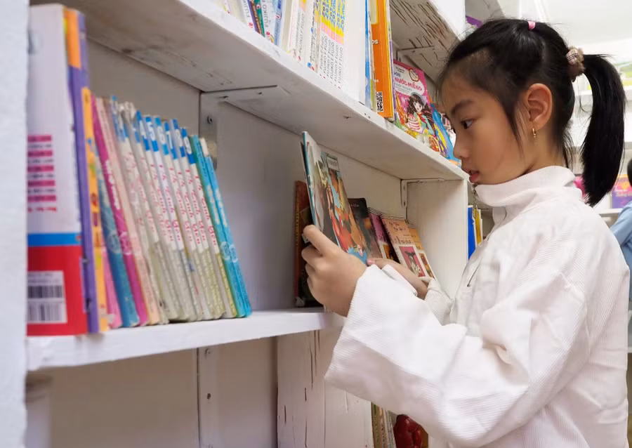 Khám phá không gian thư viện yêu thương.