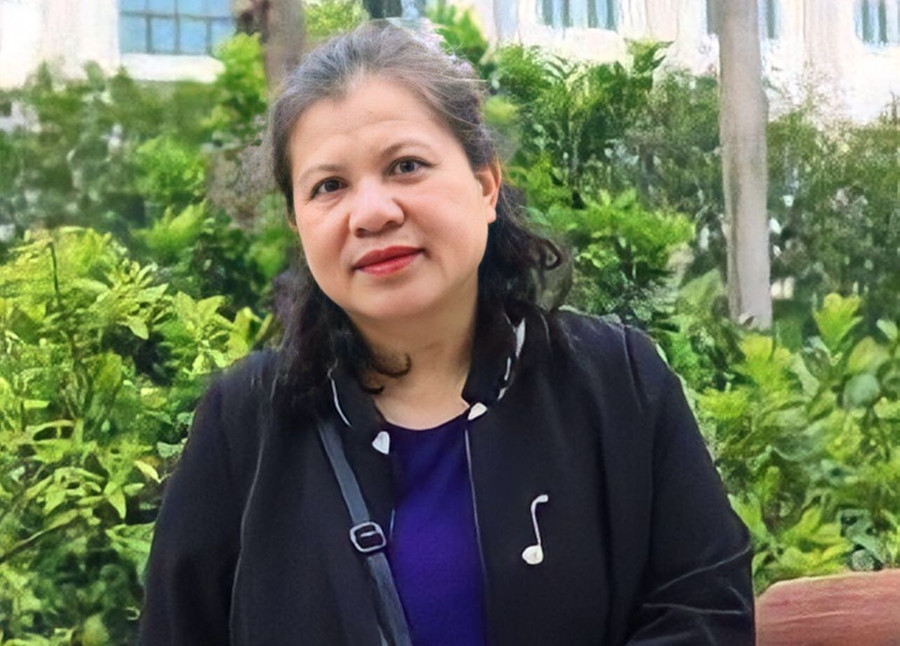 TS Nguyễn Thị Hồng.