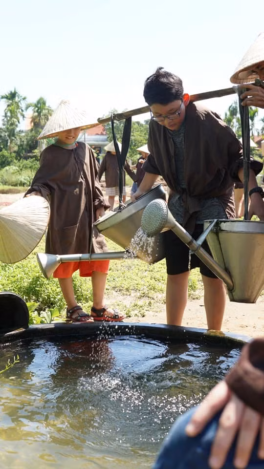 HS Trường THCS Nguyễn Huệ với các hoạt động trải nghiệm trong chuyên đề Giáo dục kỹ năng sống