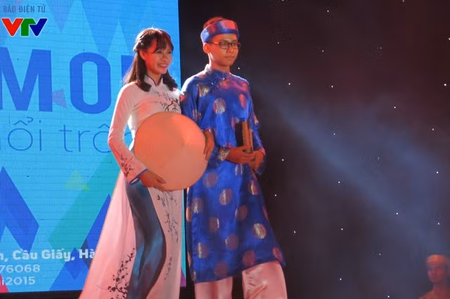 12 gương mặt xuất sắc tranh tài đại sứ trường Ams ảnh 1