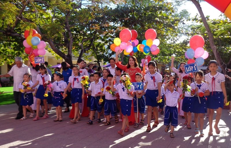 Ngày khai giảng tại Trường TH số 1 Nam Lý (Đồng Hới, Quảng Bình). 