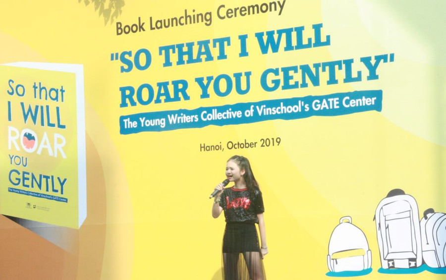 Hình ảnh tại lễ ra mắt sách của học sinh Vinschool. Hình ảnh tại lễ ra mắt sách của học sinh Vinschool.