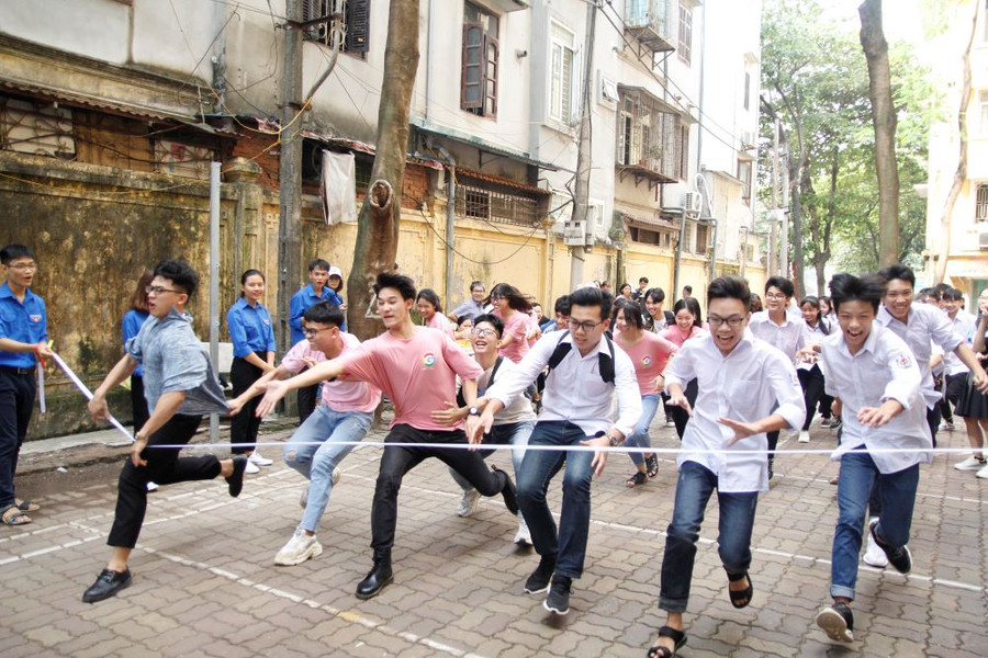 Không chỉ trải nghiệm hoạt động học tập, những hoạt động thể thao, giải trí cũng rất thu hút học sinh.