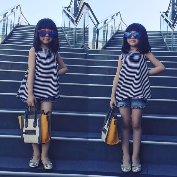 Choáng với tủ đồ ngập giày túi hiệu “bạc tỷ” của em bé 5 tuổi người Việt ảnh 15