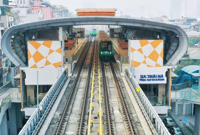 Tàu Cát Linh – Hà Đông chạy thử nghiệm những ngày qua. Ảnh: Như Ý