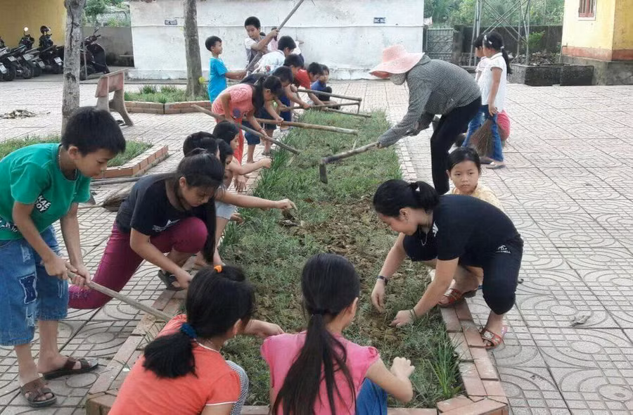 Các hoạt động làm sạch đẹp môi trường của học sinh Trường TH Đức Lâm - Đức Thọ, Hà Tĩnh.