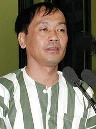 ‘Vua’ tình một đêm đất Cảng khiến chân dài "chết" bởi sự chịu chơi