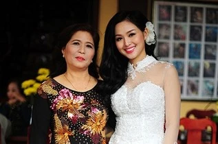 Những khoảnh khắc hạnh phúc của Tâm Tít bên gia đình