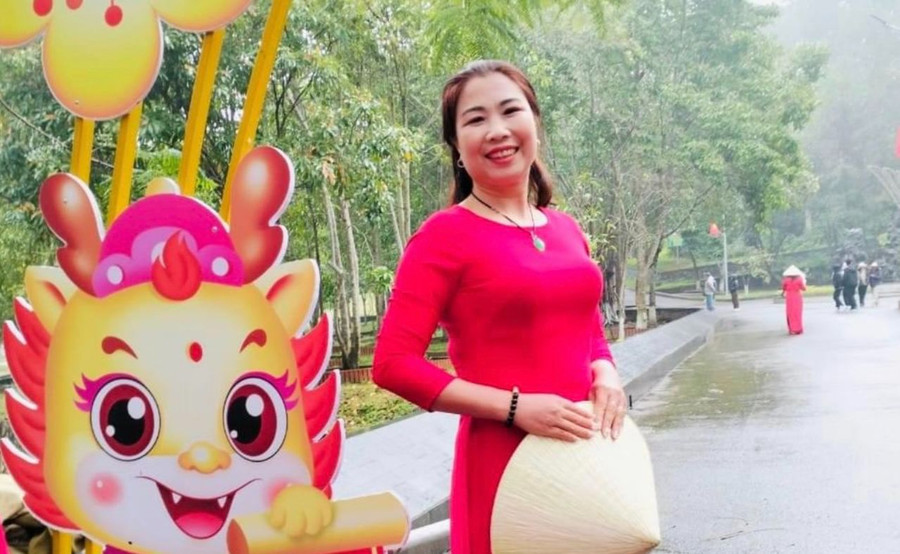 Cô Nguyễn Thị Minh Thủy – Phó Hiệu trưởng Trường Mầm non Sơn Lễ (huyện Hương Sơn, Hà Tĩnh). Ảnh: Hồ Phương Cô Nguyễn Thị Minh Thủy – Phó Hiệu trưởng Trường Mầm non Sơn Lễ (huyện Hương Sơn, Hà Tĩnh). Ảnh: Hồ Phương