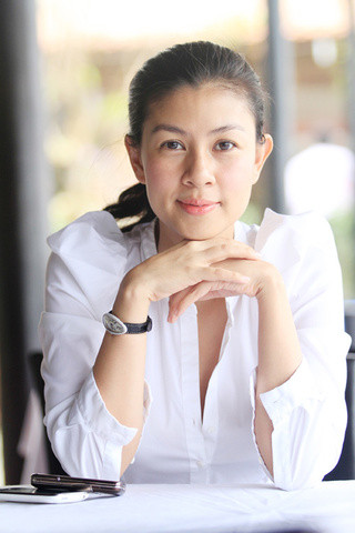 Kim Thư: Từ bà hoàng đến bán xôi trả nợ cho chồng - Ảnh 5. Kim Thư: Từ bà hoàng đến bán xôi trả nợ cho chồng - Ảnh 5.