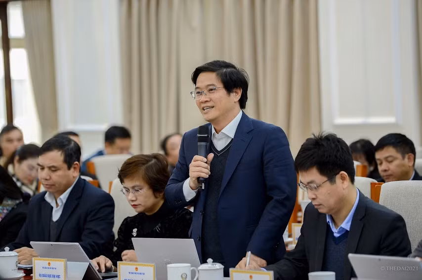 Đại biểu phát biểu ý kiến tại hội nghị.