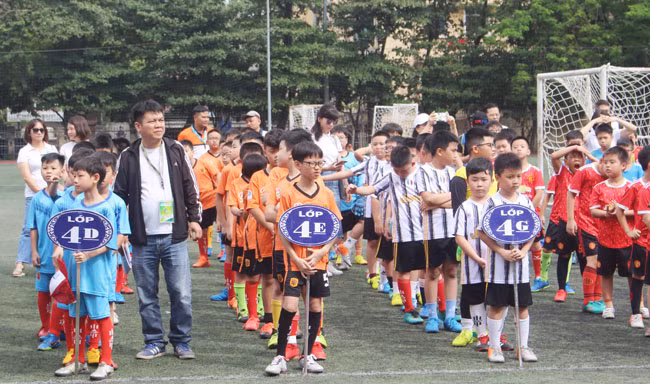 Giải đấu thu hút sự tham gia của 300 học sinh, đại diện cho 19 lớp khối 4 và khối 5 trong toàn trường cùng sự hưởng ứng, ủng hộ của lãnh đạo các cơ quan ban ngành và đông đảo các bậc phụ huynh.