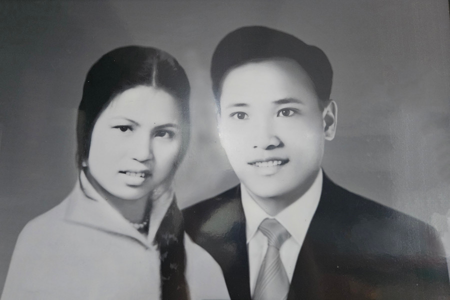 Ông Vũ Xuân Thanh và bà Nguyễn Thị Lan thời còn trẻ. Ảnh: NVCC Ông Vũ Xuân Thanh và bà Nguyễn Thị Lan thời còn trẻ. Ảnh: NVCC