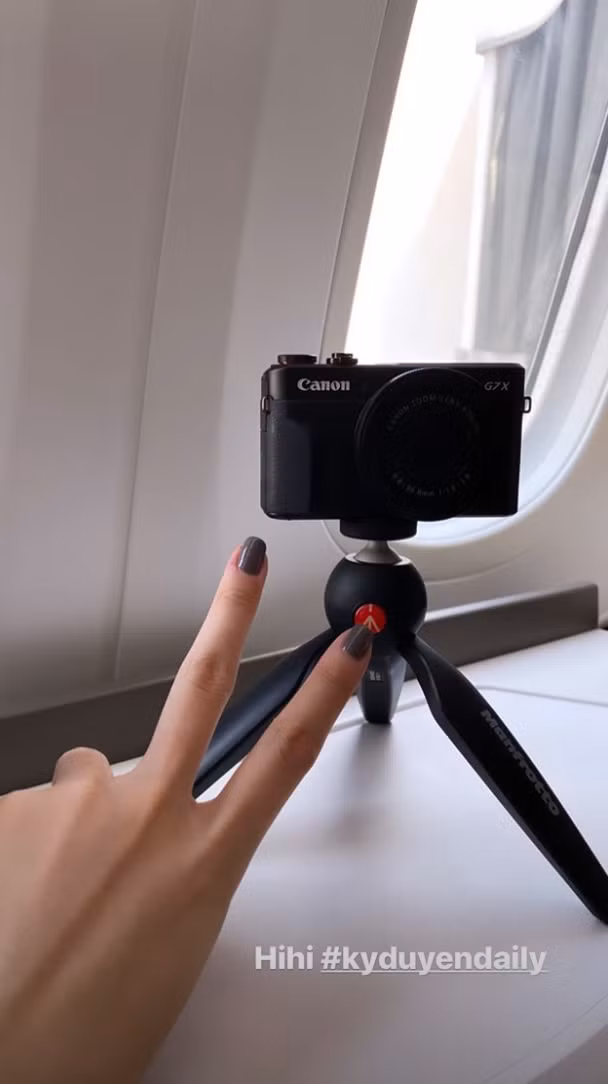 Sao Việt khoe nails ngày 30 Tết: Kỳ Duyên và Minh Hằng dù đơn giản nhưng vẫn chưa bất ngờ bằng Á hậu Phương Nga - Ảnh 2.