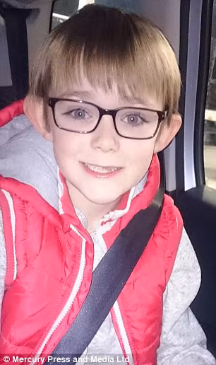 Cau be 9 tuoi voi hanh trinh chong lai su bao hanh hoc duong khien ai cung than phuc - Anh 2